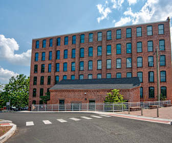Apartments For Rent In Windsor Locks Ct 67 Rentals Apartmentguide Com