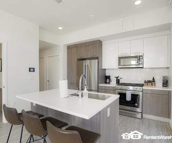 2880 Zuni Street, 80211, CO