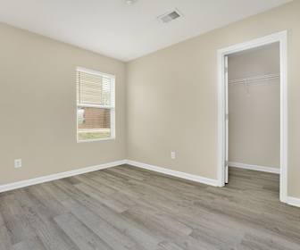 209 Rockport Street, Normal, AL