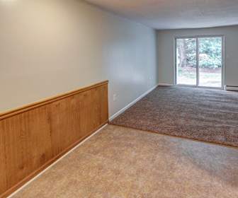 Apartments For Rent In East Windsor Ct 117 Rentals Apartmentguide Com