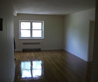 Apartments Under $1000 in New York, NY 