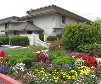 Cedar Glen Apartments, Evangelia University, CA