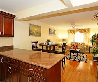 Apartments For Rent In Queens Ny 5957 Rentals Apartmentguide Com