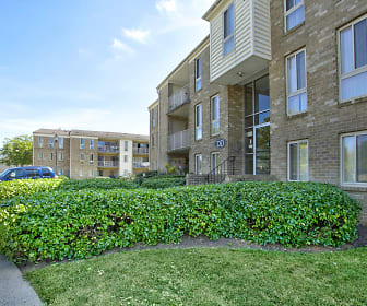 The Apartments at Elmwood Terrace/Hunters Glen, Hood College, MD