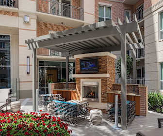 Apartments For Rent With Elevator In Inner Loop Houston Tx