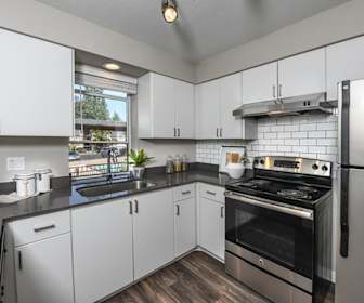 multnomah village apartments for rent 500 apartments portland or apartmentguide com