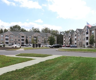 view of street with an expansive lawn, Glenbrook East Apartments