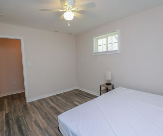 Room for Rent - Petersburg Home (id. 682), North Market Street (SR 36), Petersburg, VA