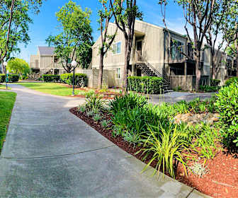 view of nearby features with a yard, Heritage Park