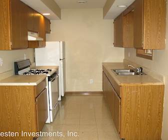 300 N Clay St, 61455, IL