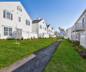 The Residences at Oakland Road, South Windsor, CT