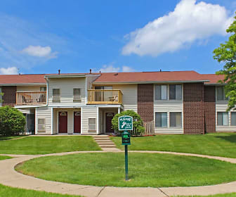 Auburn Heights Apartments, Pontiac, MI