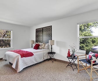 carpeted bedroom with multiple windows, Cold Springs