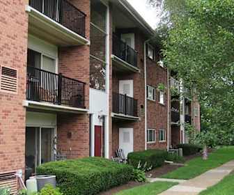 Apartments For Rent With Swimming Pool In Lawnton Pa