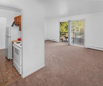 66  Apartments on mound and 13 mile for Small Room