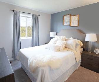 carpeted bedroom with natural light, Heritage Hills