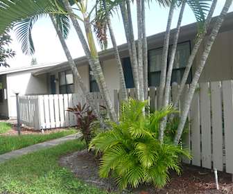 Apartments For Rent In Cypress Lake Fl 256 Rentals