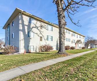 Robert's Apartments, Gilman, IA