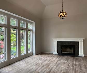 Newport Apartments For Rent 277 Apartments Bellevue Wa