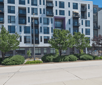 furnished apartment rentals in milwaukee wi