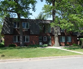 Heritage Square Apartments, Pacelli High School, Stevens Point, WI