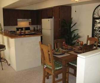 Cheyenne Hills Apartments For Rent 313 Apartments Colorado Springs Co Apartmentguide Com