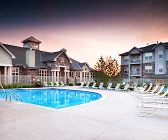 100 House Applewood apartments omaha ne 