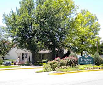 apartments for rent in merriam ks 169 rentals apartmentguide com