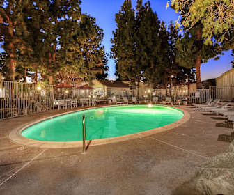 Apartments For Rent In Cal State Fullerton Ca 271 Rentals Apartmentguide Com