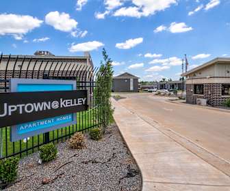 Apartments Under 600 In Oklahoma City Ok Apartmentguide Com [ 280 x 336 Pixel ]