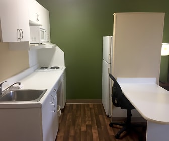 Furnished Studio - Chicago - Downers Grove, Downers Grove, IL