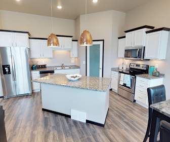 Diamond Creek Town Homes and Twin Homes, Oxbow, ND