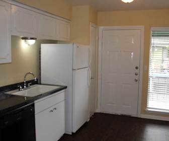 Bordeaux Apartment Homes, Gregory Drive, Corpus Christi, TX