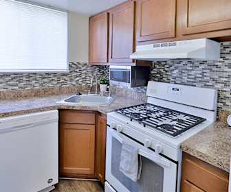 Apartments For Rent In Hillcrest Heights Md 117 Rentals Apartmentguide Com