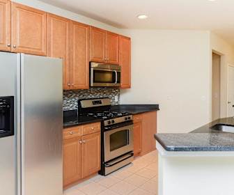 Apartments For Rent In Clark Nj 127 Rentals Apartmentguide Com