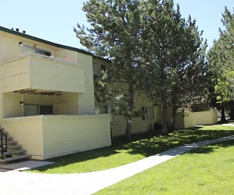 Creekside Apartments, Wooster High School, Reno, NV