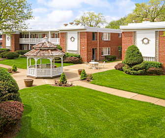 Brook Forest Apartments, Ms Roberts Academy, IL
