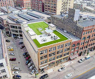 Luxury Apartments For Rent In Downtown Milwaukee Wisconsin 25 Rentals