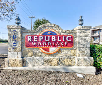 Republic Woodlake, Converse, TX