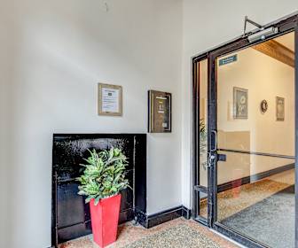 Apartments Under 2000 In Chicago Il Apartmentguide Com