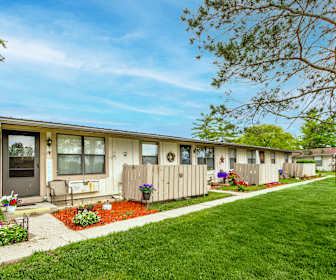 Apartments Under $1300 in New Haven IN ApartmentGuide com