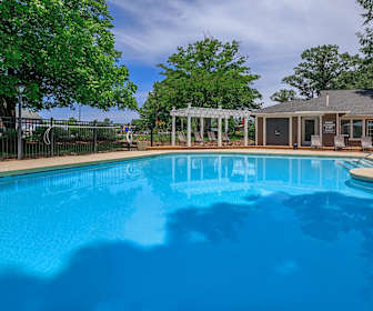 Colonial Grand At Matthews Commons Apartments Matthews