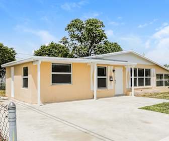 771 NW 17th Street, Kendall Green, FL