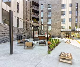 Aksarben Elmwood Park Apartments Apartments For Rent In Aksarben Elmwood Park Omaha Ne