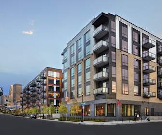 Pet Friendly Apartments For Rent In North Loop Minneapolis Minnesota Apartmentguide