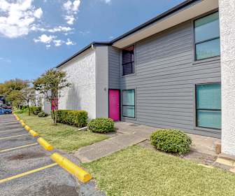 Royal Highlands Apartments For Rent 272 Apartments Dallas Tx Apartmentguide Com