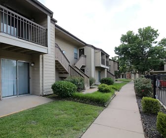 Aspen Park Apartments, Wichita, KS