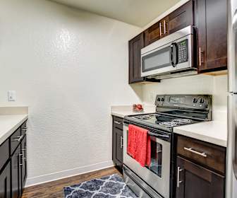 Crown Colony Apartments For Rent 198 Apartments Daly City Ca Apartmentguide Com