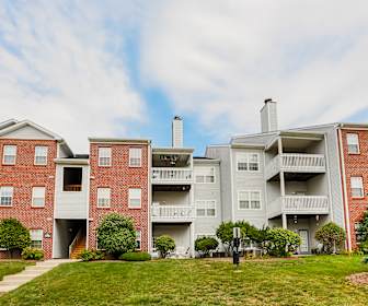 apartments for rent in greenwood in with fireplace