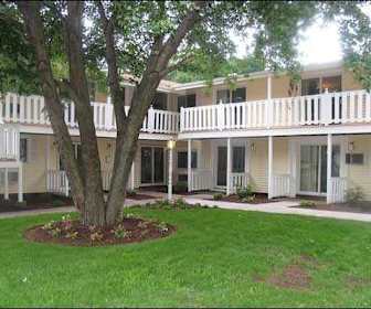 apartments for rent in southington ct 109 rentals apartmentguide com